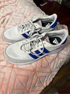 adidas Men’s White Sneakers with Blue Stripes